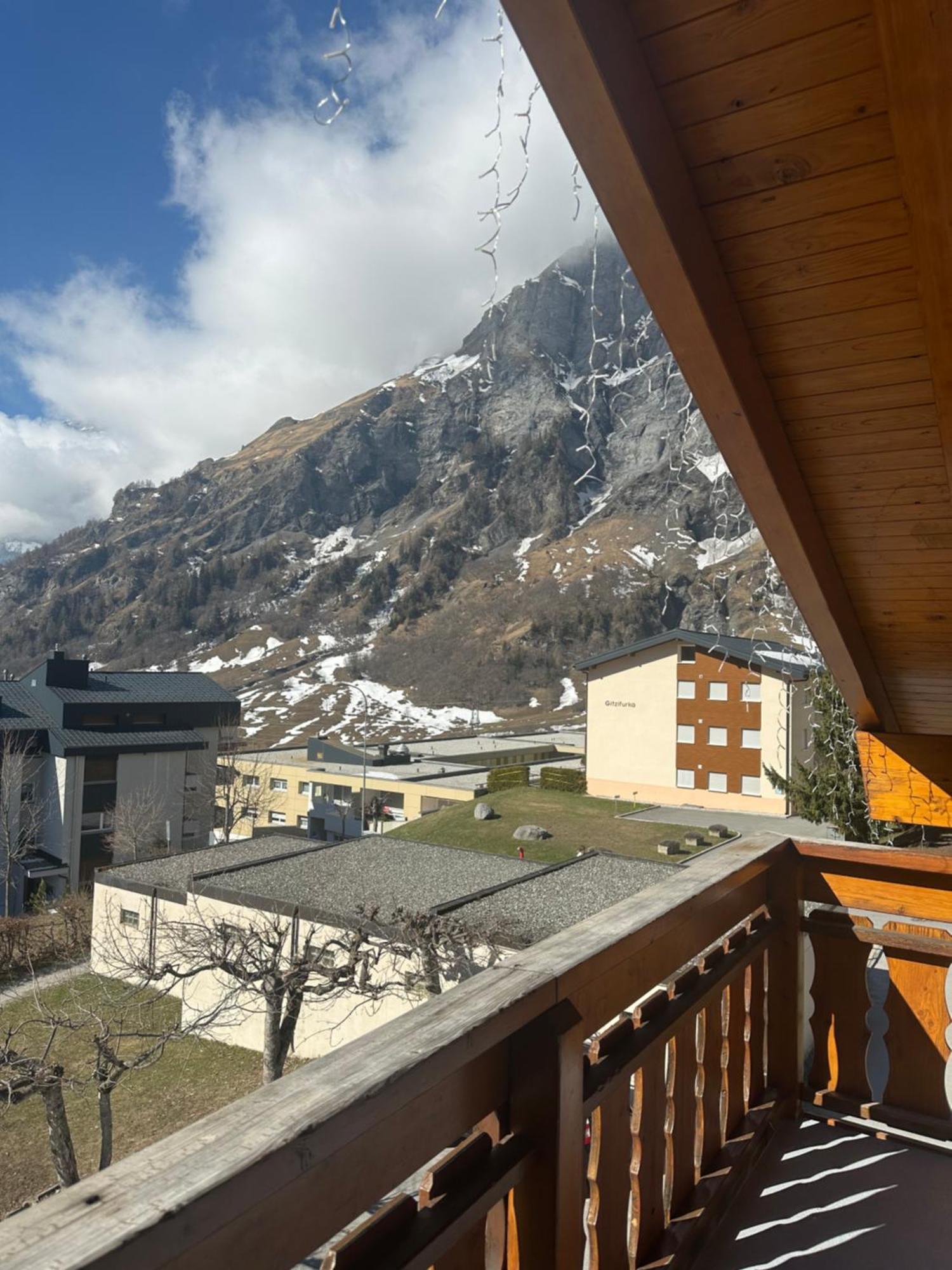 Touristenheim Bergfreude Leukerbad Exterior foto